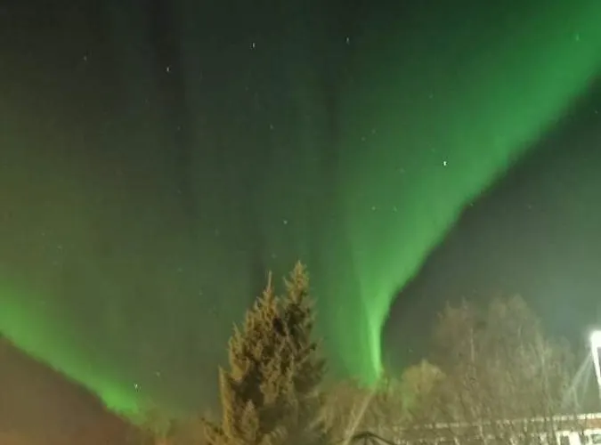 Aurora In Shared Nr1 We Are Doing Privet Northen Light Trip, Reindeer Trip And Sommaroy Fjord Trip 3* Tromsø